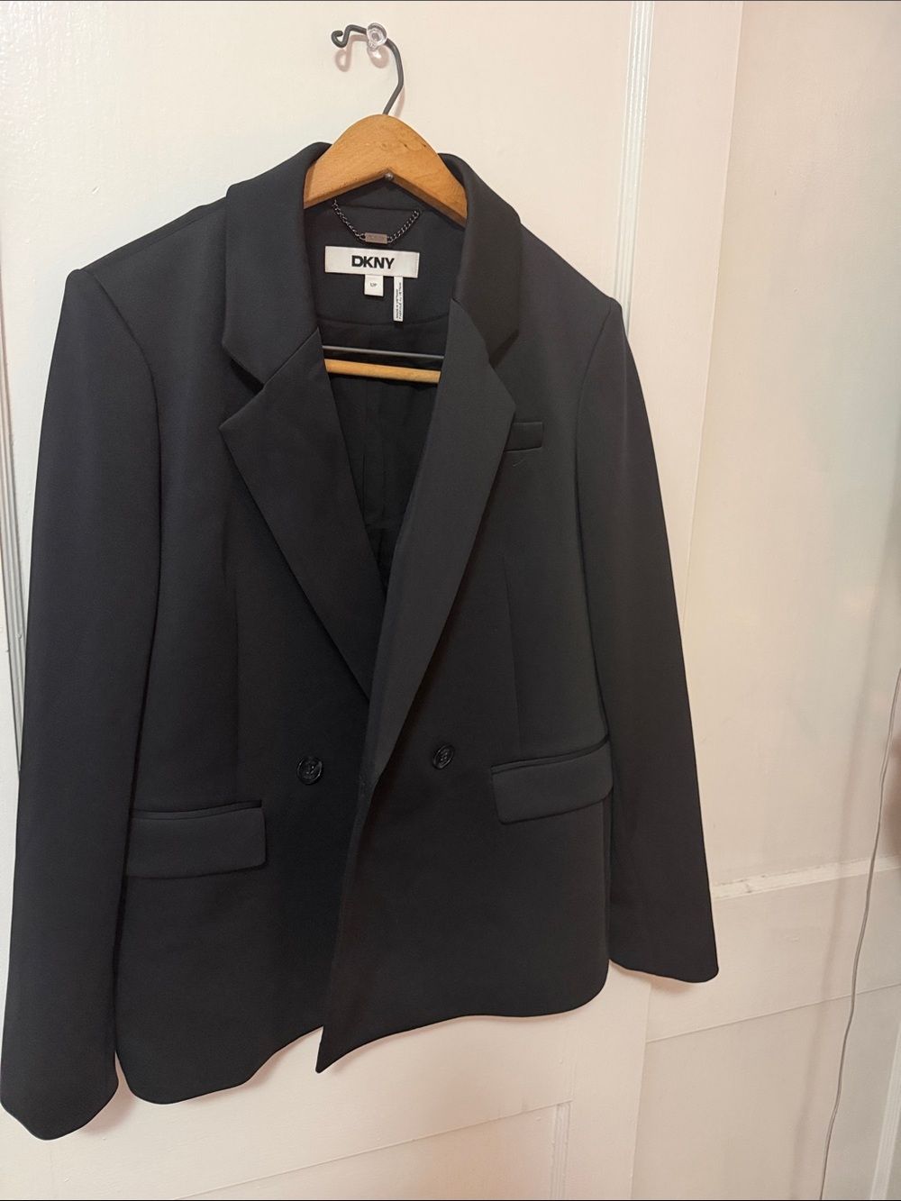 DKNY Women’s BlackTwo-Button Blazer